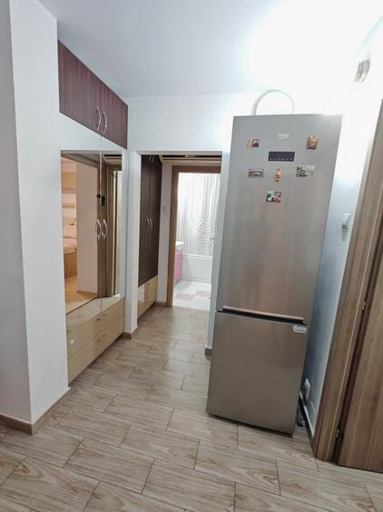 Apartament cu 2 camere decomandat în 9 Mai