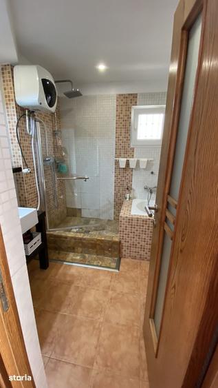 Apartament cu 4 camere în Titan