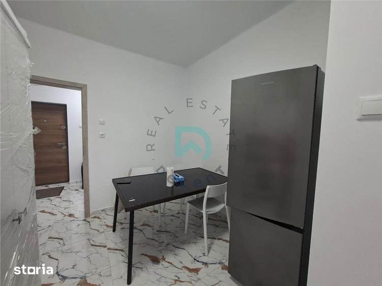 Apartament cu 3 camere decomandat în Bartolomeu