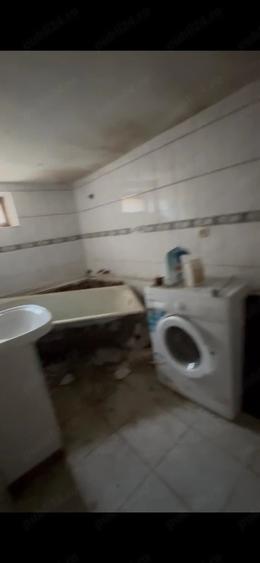Casă cu 5 camere cu Teren 722 Mp în Țigănești