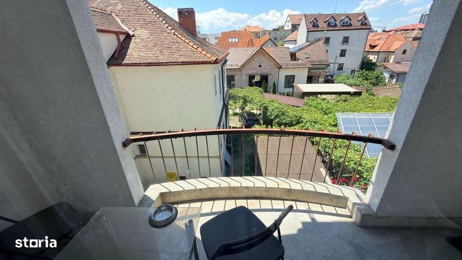 Apartament cu 3 camere decomandat în Ștefan cel Mare