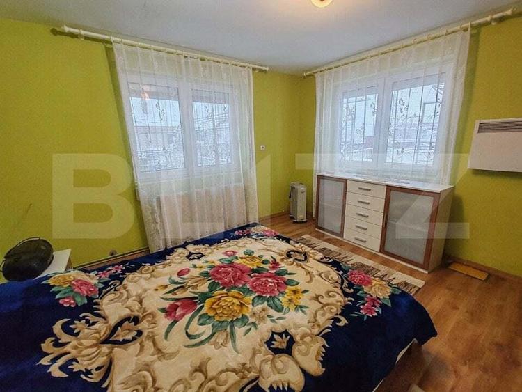 Casă cu 4 camere cu Teren 1700 Mp în Surduc