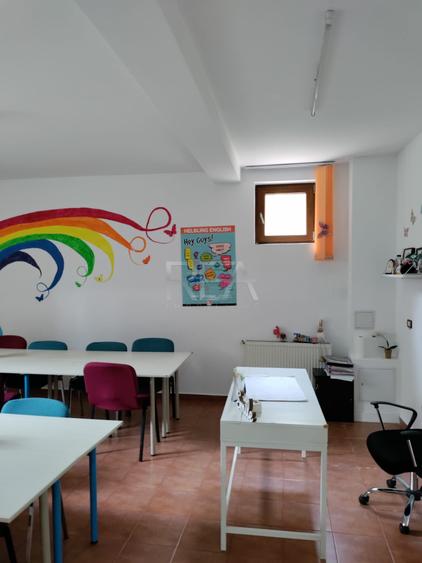 Apartament cu 4 camere decomandat în Ozana