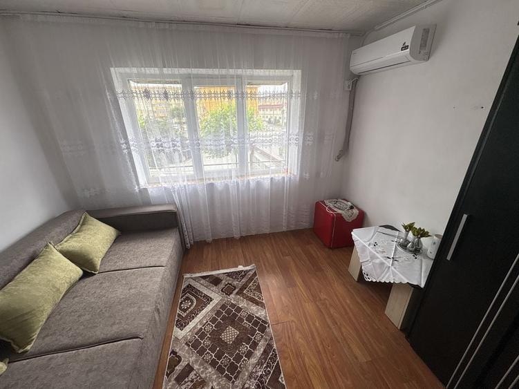 Garsonieră decomandată în Exterior Vest