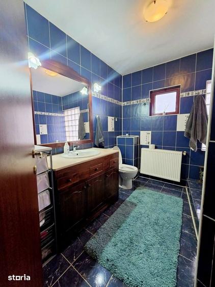 Casă cu 4 camere cu Teren 370 Mp în Dobroești