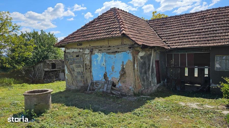 Casă cu 3 camere în Cuied