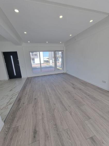 Vila individuala | P+1+M (locuibila) | 220 mp | teren 292 mp - 18