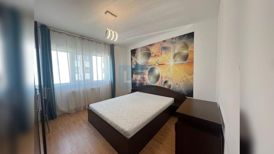 Apartament cu 4 camere semidecomandat, mobilat în Mărăști