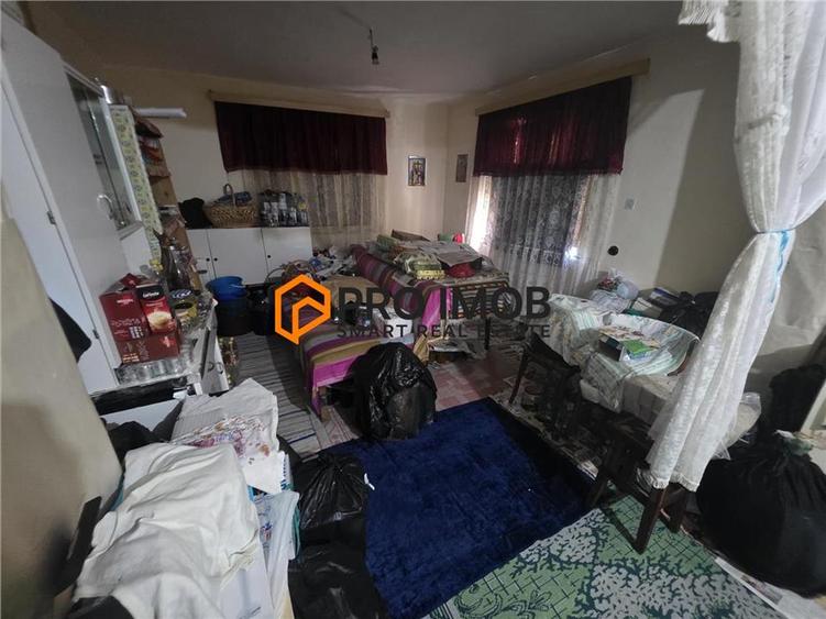 Casă individuală cu 3 camere cu Canalizare în Topliceni