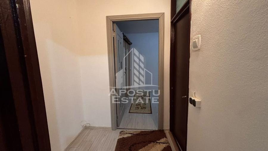 Apartament cu 3 camere semidecomandat, mobilat în Freidorf