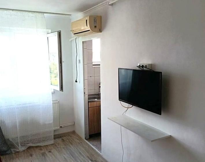 Garsonieră semidecomandată în Berceni