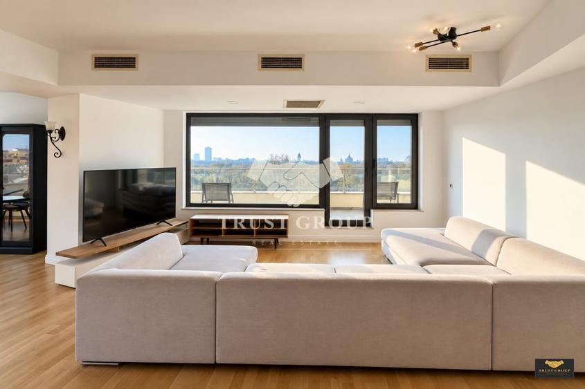 Apartament cu 5 camere decomandat, mobilat în Herăstrău