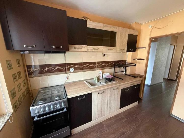 Apartament cu 3 camere decomandat în Ultracentral