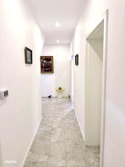 Casă cu 8 camere cu Teren 1310 Mp în Blejoi