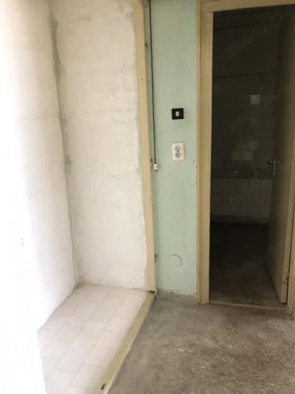 Apartament cu 2 camere semidecomandat în Găvana