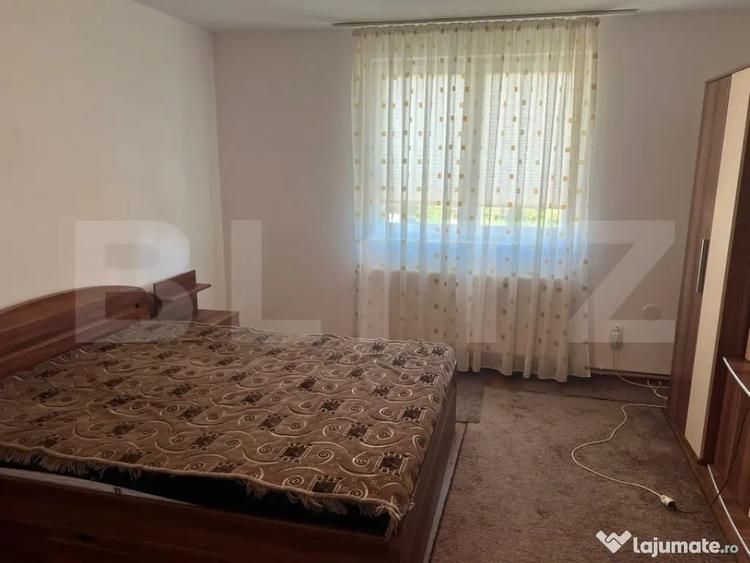 Casă cu 7 camere cu Teren 1083 Mp în Reghin