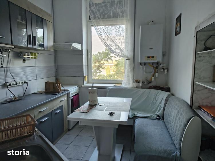 Apartament cu 2 camere decomandat în Cazino
