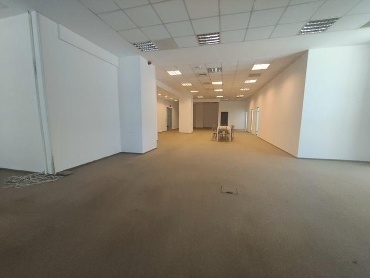 Birou, de 4,500 mp, în Pipera