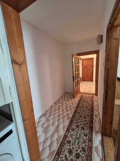 Apartament cu 3 camere decomandat în Dorobanți 2