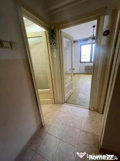 Apartament cu 2 camere semidecomandat în Ultracentral