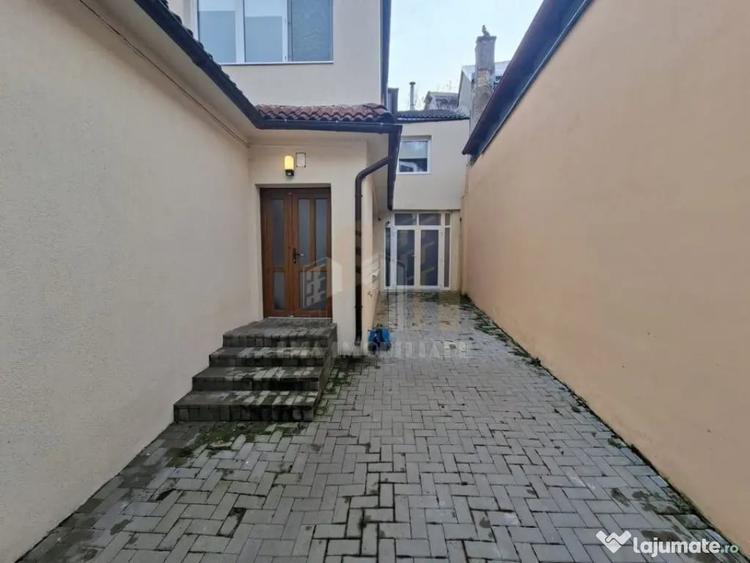 Casă cu 5 camere cu Teren 189 Mp în Schei