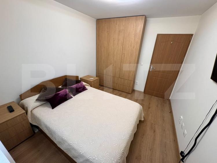 Apartament 3 camere, 69 mp 1 Mai - 7