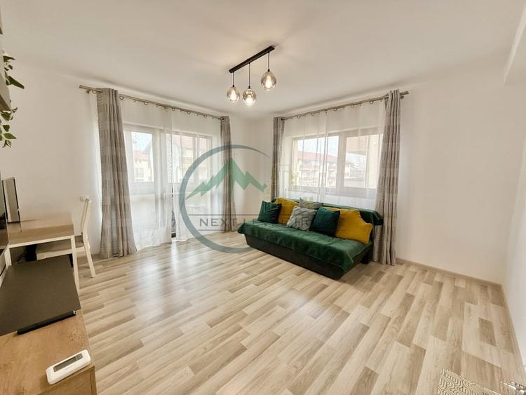 Apartament cu 3 camere decomandat, mobilat în Sânpetru