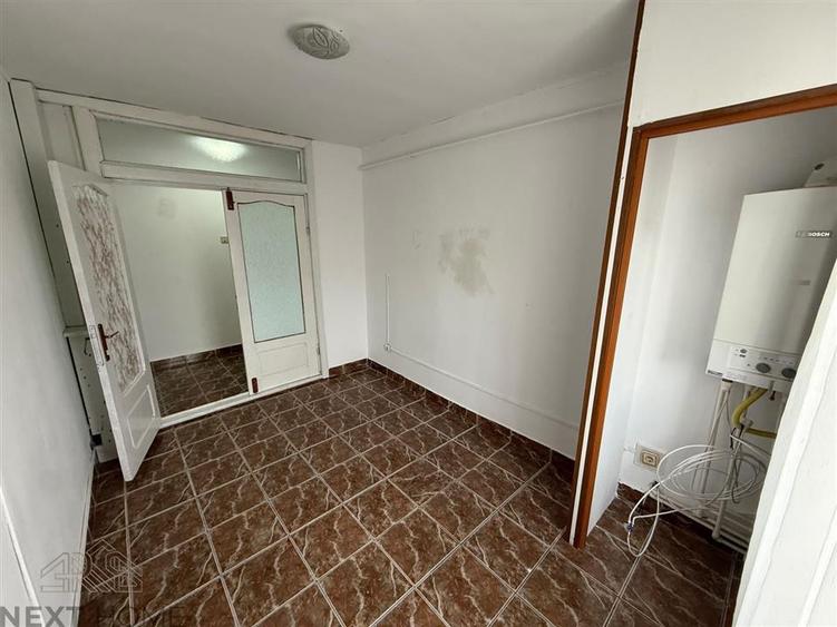 Apartament cu 3 camere decomandat în Brăilei