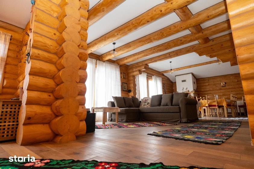 Casă cu 5 camere cu Teren 980 Mp în Central