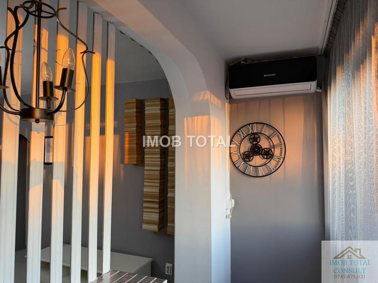 Apartament cu 2 camere semidecomandat în Craiovei