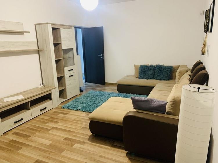 Apartament cu 2 camere decomandat în Exterior Vest