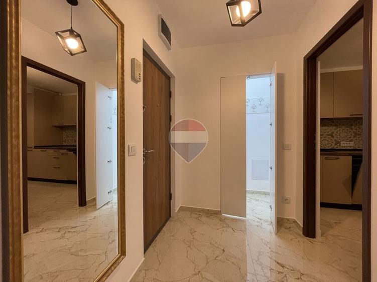Apartament cu 2 camere semidecomandat, mobilat în Olteniței