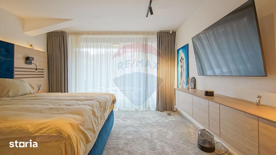 Apartament cu 3 camere în Schei