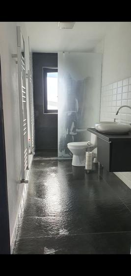 Casă cu 2 camere în Central