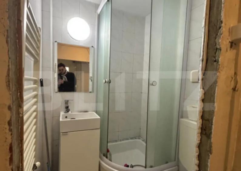 Apartament cu 3 camere decomandat în Brâncoveanu