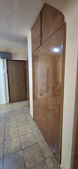 Apartament cu 2 camere decomandat în Podgoria