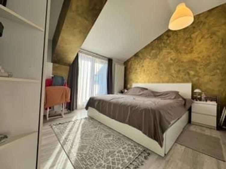 Apartament cu 2 camere semidecomandat în 1 Mai