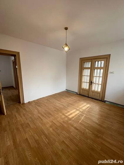 Casă cu Teren 500 Mp în Central