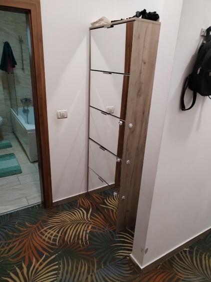 Apartament cu 2 camere decomandat, mobilat în Giroc