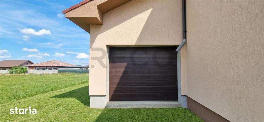Casă cu 5 camere cu Teren 500 Mp în Nojorid