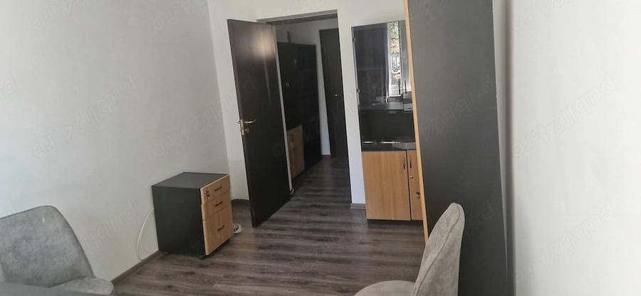 Spațiu comercial, de 50 mp, în Central