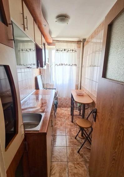 Apartament cu 2 camere decomandat în Drumul Taberei