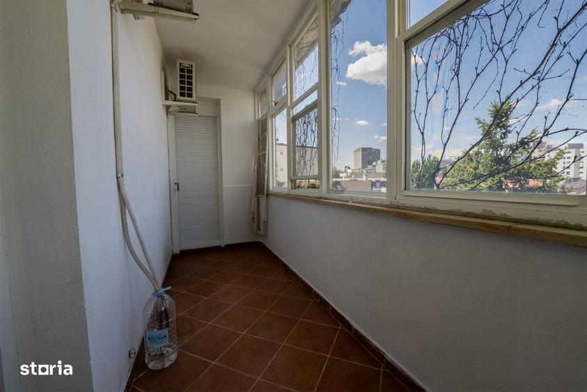 Apartament cu 4 camere în Dorobanți