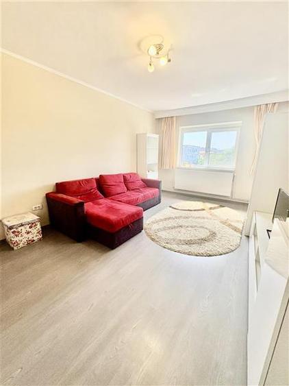 Apartament cu 2 camere decomandat, mobilat în Dacia