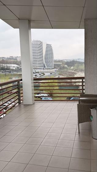 Spațiu comercial, de 70 mp, în Câmpului