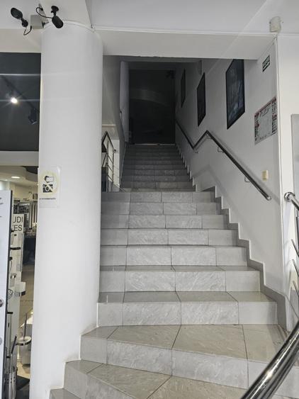 Spațiu comercial, de 664 mp, în Casa de Cultură