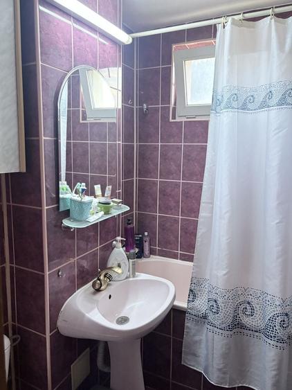 Apartament cu 2 camere decomandat în Mărăței