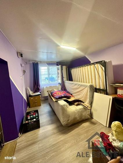 Casă cu 4 camere cu Teren 166 Mp în Central