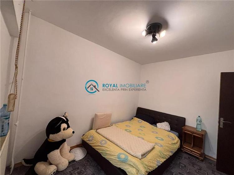 Apartament cu 4 camere decomandat, mobilat în Mărășești