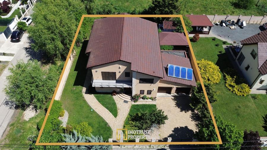 Casă individuală cu 4 camere cu Canalizare în Vladimirescu